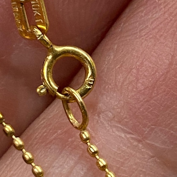 Charming 10K Gold Italian Chain Red Enamel Ladybug Charm Necklace Lucky Pendant - Picture 4 of 9